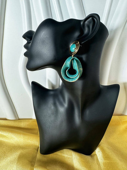 Dangle Brincos Earrings - The Brand By Teneshia B.