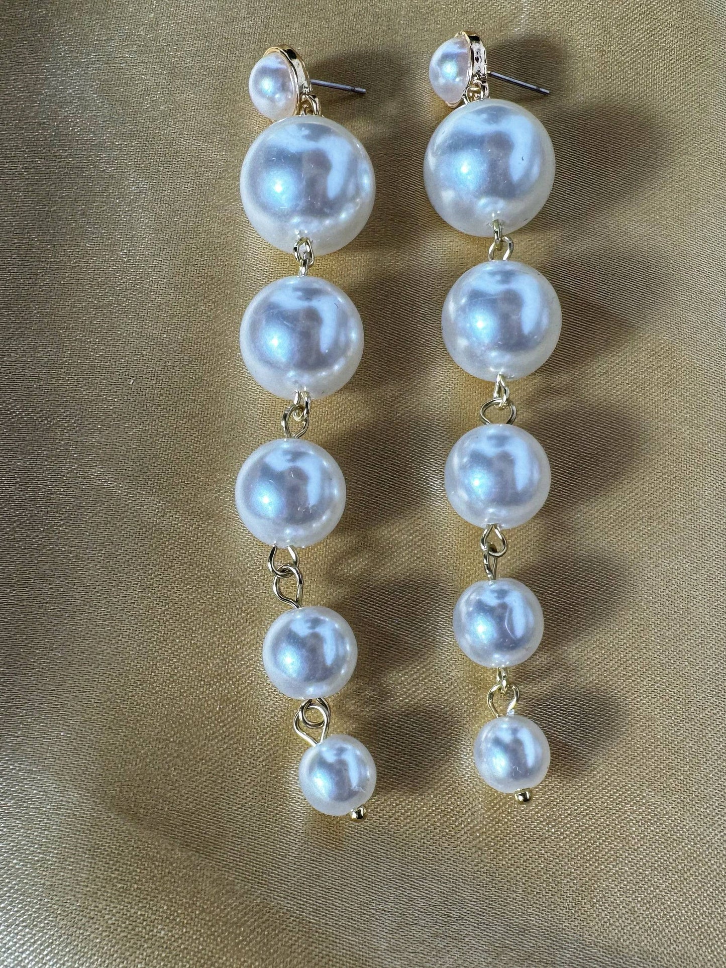 Flowing Pearls - The Brand By Teneshia B.