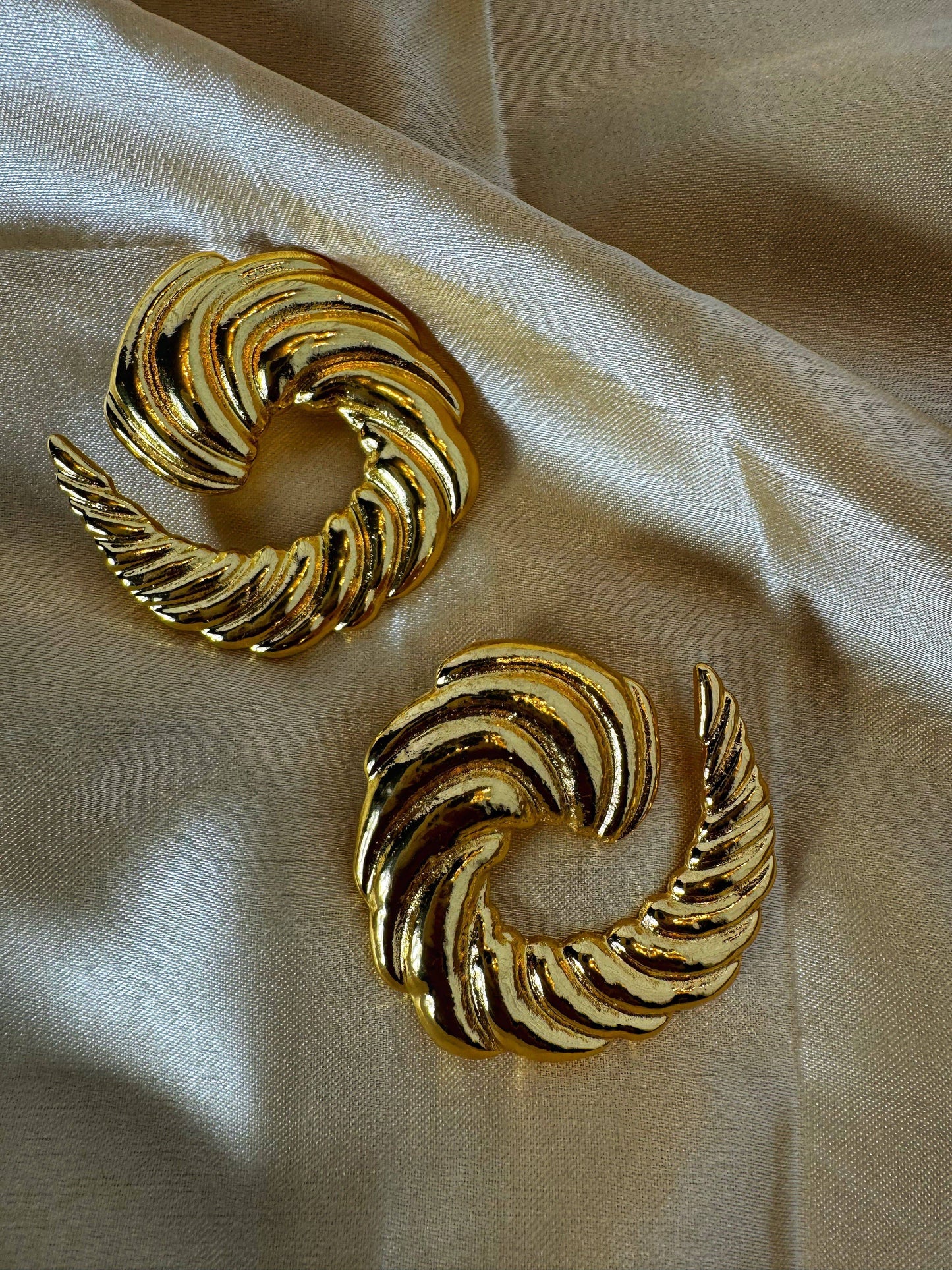 Exaggerated Spiral Earrings (Gold) - The Brand By Teneshia B.